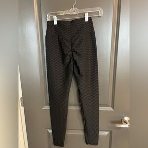 Booty Scrunch Black Textured Leggings